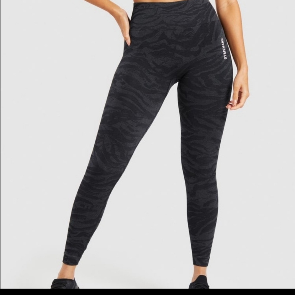 Medium black zebra gymshark leggings